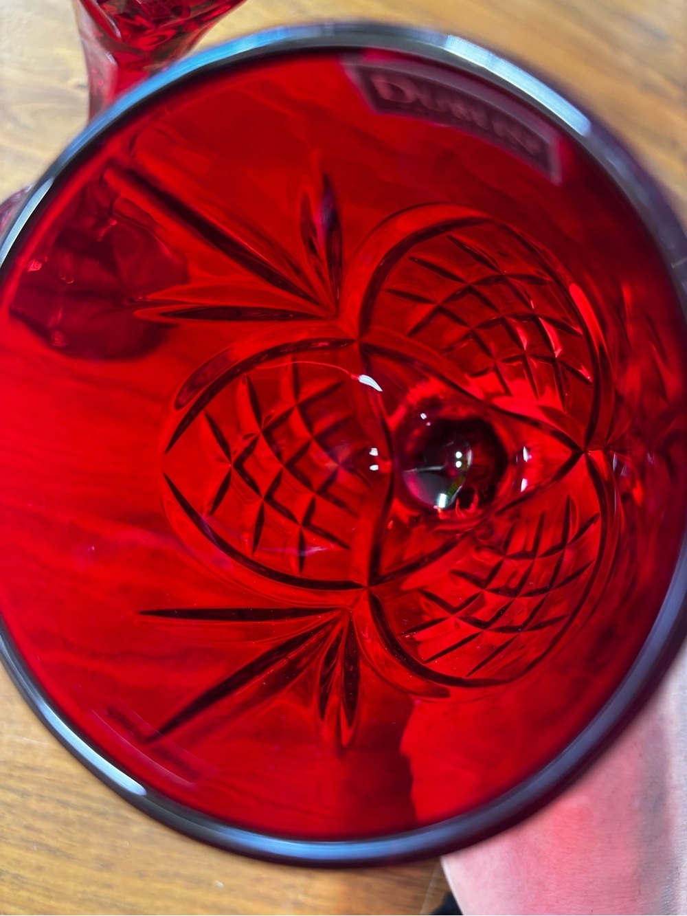 Godinger Dublin red crystal diamond cut 10 oz stemmed goblets; set of 2 - Picture 5 of 10
